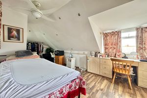 Bedroom- click for photo gallery